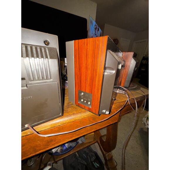 General Electric AM/FM Stereo Clock Radio Cassette Recorder – For Parts/Repair - Picture 13 of 15